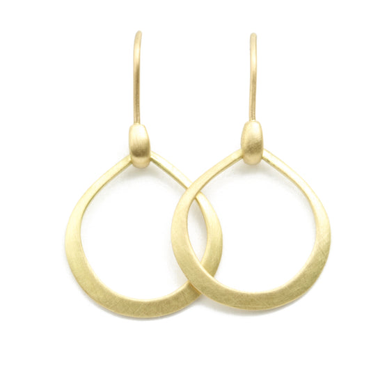 Dakri Hoop Small earrings, front view