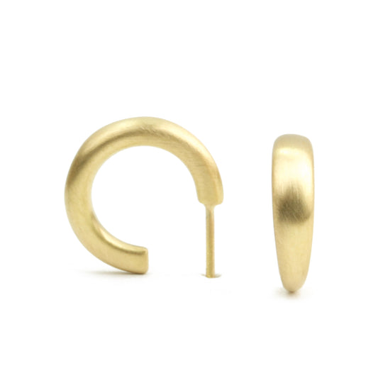 City Hoop Puffy, standing