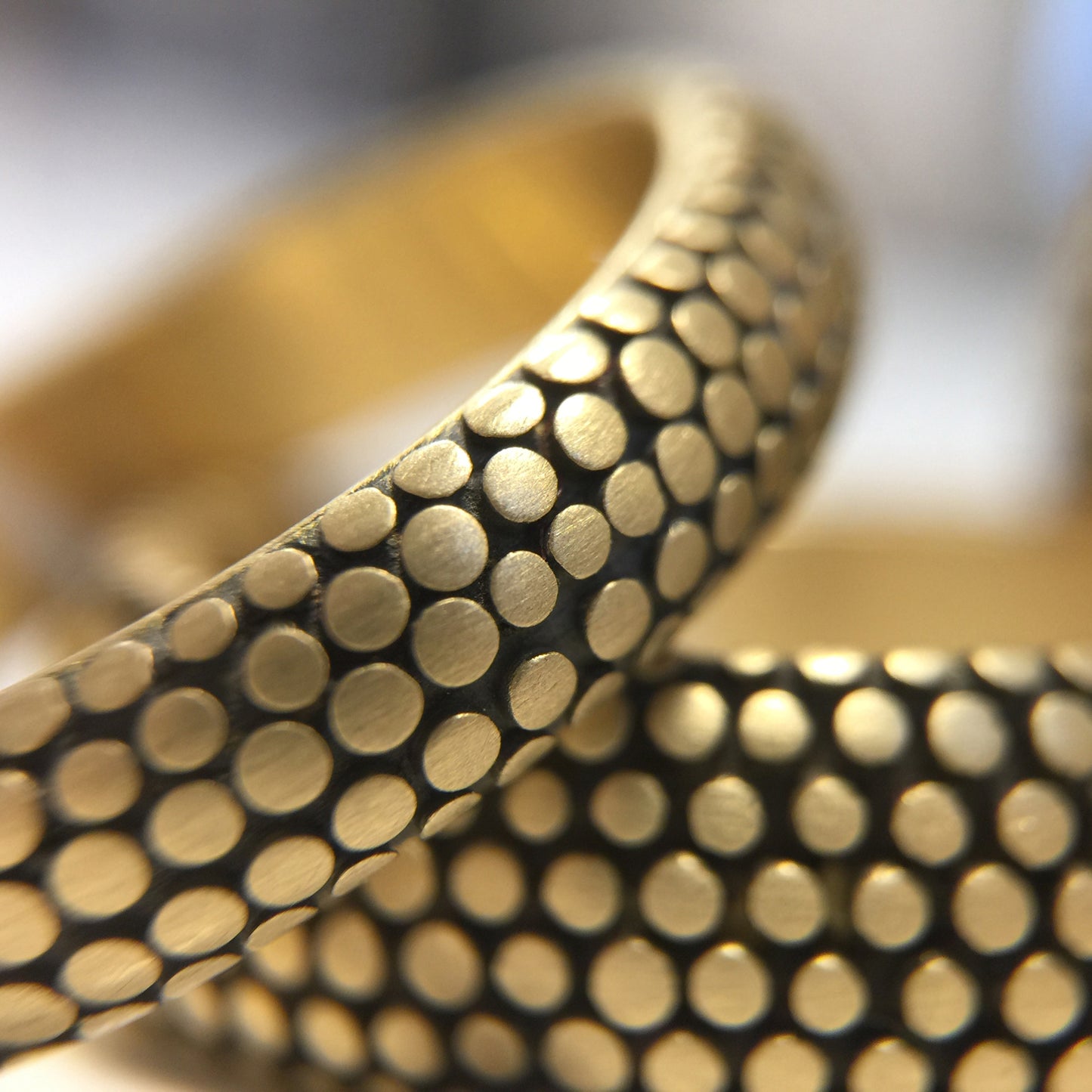 Dot Band 4.3 mm, detail