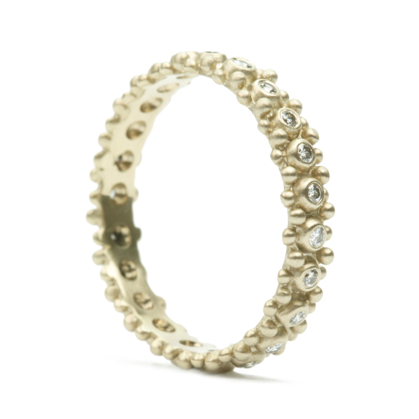 Rebecca Band with diamonds in 18K white gold, side view