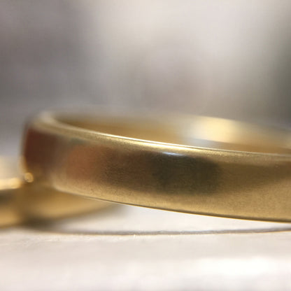 Rounded Plain Band 3.8 mm, detail