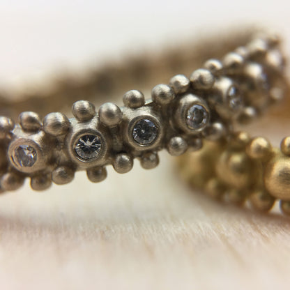 Rebecca Band with diamonds in 18K white gold, detail