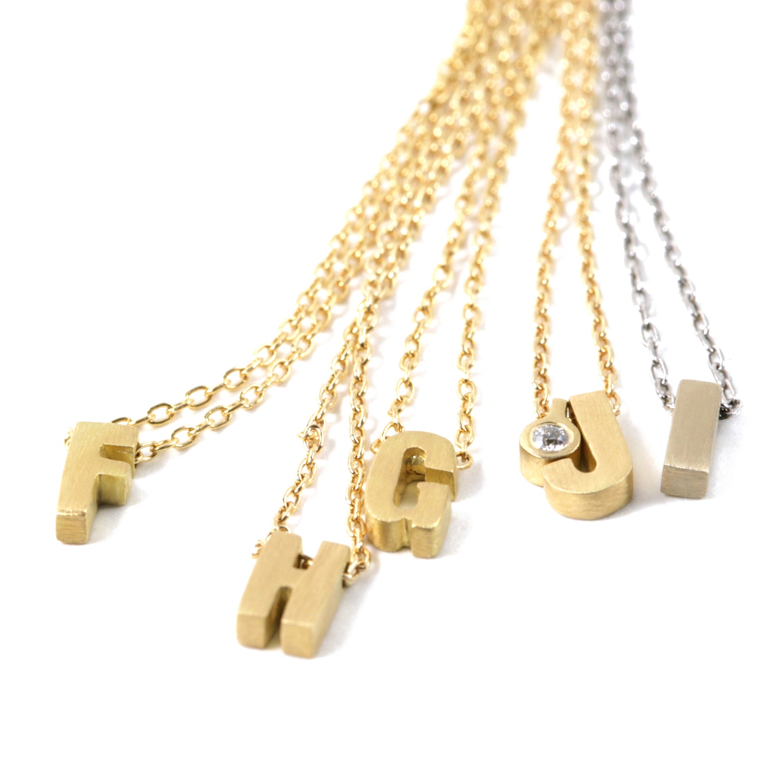 Initial Pendant W Letter Charms Diamond Necklace 18K Gold-G,VS